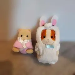 シルバニア いぬ　くま　あかちゃん　フィギュア