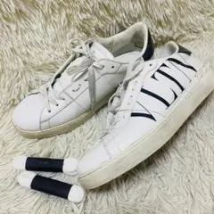 VALENTINO ヴァレンティノ VLTN スニーカー 26cm スタッズ 白のサムネイル