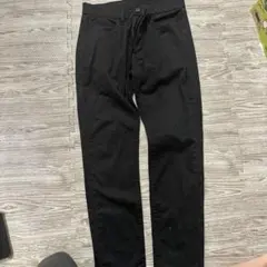 UNIQLO ブラックスキニーパンツM・スウェットパンツS・ハーフパンツ