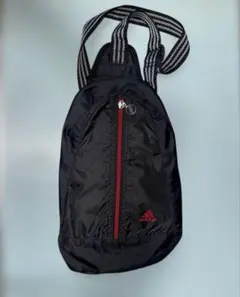 adidas ボディバッグ ブラック レッド