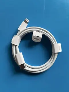 Apple Lightningケーブル ホワイト