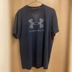 10 UNDER ARMOUR ネイビー Tシャツ