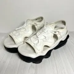 入手困難！NIKEナイキ エアマックス アイラ (ココをお探しの方にも✨）