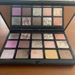 アディクションAddiction 15th アニバーサリー アイシャドウパレット