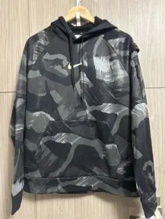 NIKE 迷彩　裏フリースパーカー
