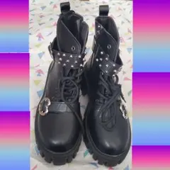 レディース　ブーツ　スタッズ　ハート　黒　ブラック