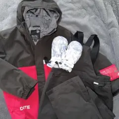 DLITE キッズ ウェア セット 手袋付 スキー スノーボード 美品 140