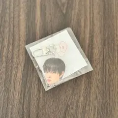 TREASURE ジフン カプセルトイ 顔アクキー