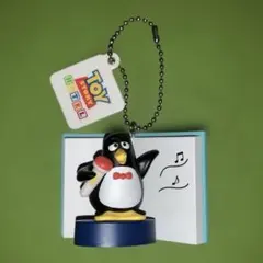 ピングー　キーホルダー　pingu BULLYLAND レトロ pingu ピングー BULLYLAND ブリーランド キーホルダー - メルカリ