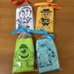 【新品】ディズニーミニタオルハンカチ4枚セット