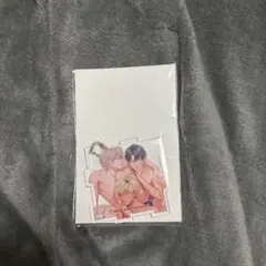 凡乃ヌイス 三月の兎たち &.Emo くじ アクリルキーホルダー