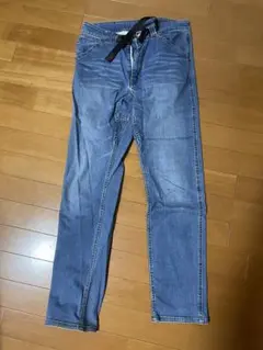 GRAMICCI デニムパンツ ウェビングベルト付きのサムネイル