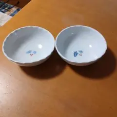 砥部焼白い陶器ボウル2個セットのサムネイル