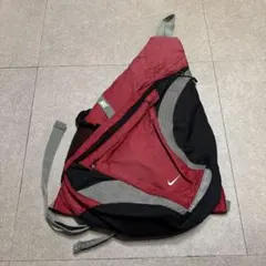 Nike ナイキ　ワンショルダーバッグ　スリング　赤　y2k 00s