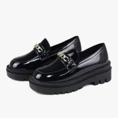新品未使用　L.BERTY DO ビッドローファー厚底5.5 ゴールドチェーン