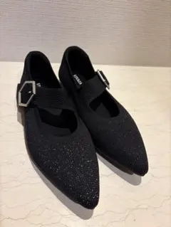 VIVAIA ブラックラメポインテッドトゥフラットシューズ