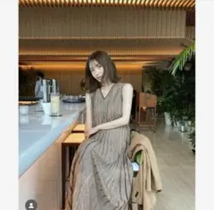 Laguamoon ラグナムーン シアーレインボーニットワンピース