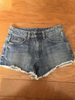 ジーユー デニムショートパンツ