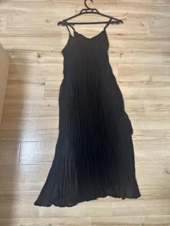 新品LOWRYS FARM プリーツキャミサロペット オールインワン ゆったり