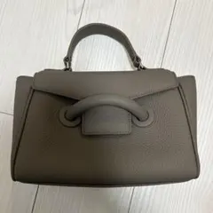 ⭐*︎様 VASIC ベーシック ハンドバッグ レザー グレージュ - メルカリ