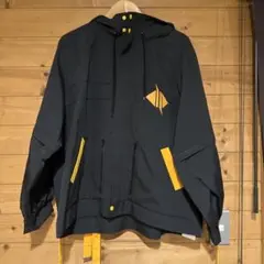 Favorite フェイバリット アウトサイドベルトパーカー