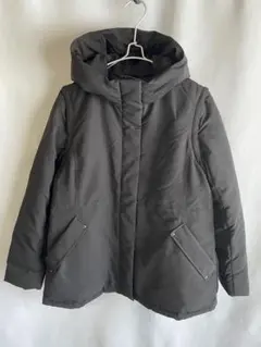 フード付き ダウンジャケット