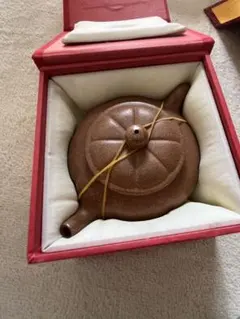 新品未使用！宜興・手工紫砂壺（専用箱入り」