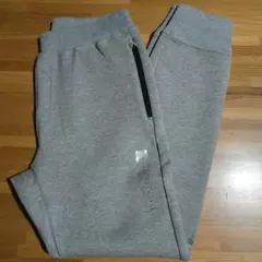 【新品未使用】ユニクロ キッズ スウェットパンツ 150 グレー