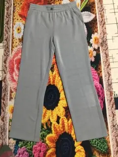LULULEMON☆ サイズ8️⃣ グレー ストレートレッグ スラックス - メルカリ