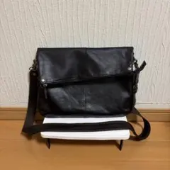 美品【DOUBLES】DUBS メンズ イタリアンソフト牛革 ショルダーバッグ