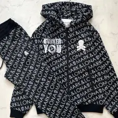 マークアンドロナ セットアップ 2024年モデル 総柄 パーカージョガーパンツ