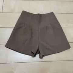 期間限定:値下げ ブラウンプリーツハイウエストショートパンツ(キュロット)