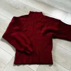 赤　リブ編み　ハイネックセーター
