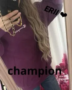 championパープル ロゴ入り トレーナー中古