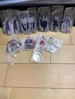 ワンピース アクリルスタンド まとめ売り 11点セット ガープ スモーカー等