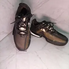 adidas CourtJam Bounce テニスシューズ23cmのサムネイル