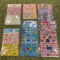 amifa キラキラアニマル　クレヨンしんちゃん　タイルシール セリア