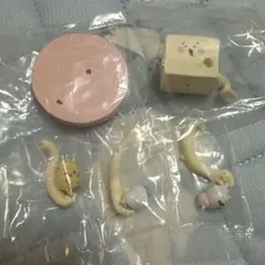 ちいかわ　討伐シーンフィギュア　豆腐擬態型 新品未使用 うさぎ ハチワレ