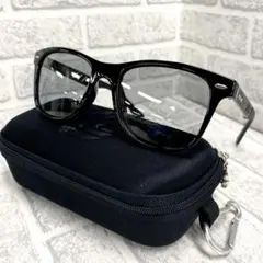 新品　光でレンズの色が変わる　調光　偏光サングラス　ウェリントン型　UV400