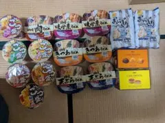 カップ麺、うどん、お菓子詰め合わせセット