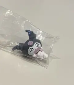 ガチャガチャ　サンリオキャラクターズ　ばたんきゅー　クロミ