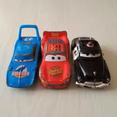 カーズ　トミカ　マックイーン・キング・シェリフ　3台セット