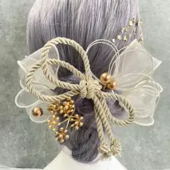 42✳︎髪飾り　卒業式和装ブライダル　花嫁白無垢　パールホワイトゴールド　和紐