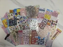 seria セリア　DAISO キャラクターシール　50枚以上　シール帳2冊