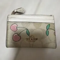 COACH チェリー柄 パスケース 定期入れ