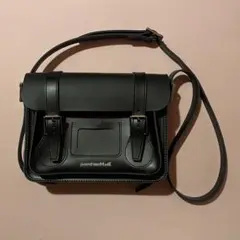 Dr.Martensドクターマーチン 11インチ レザー ショルダーバッグ