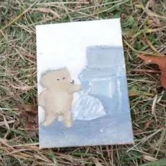 ゴミ出しする犬