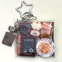 ☆ガチャ詰めポーチ☆スヌーピー・チャーリー☆