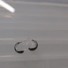 シルバー フープイヤリング 小型　樹脂