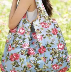 大きめのエコバッグ1袋　花薔薇バラ柄　買い物袋 折りたたみ大容量収納袋　水色